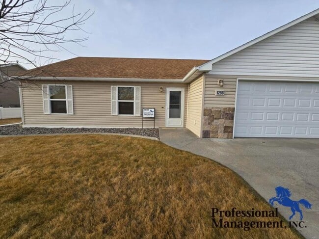 Primary Photo - 3 bedroom in Billings MT 59105