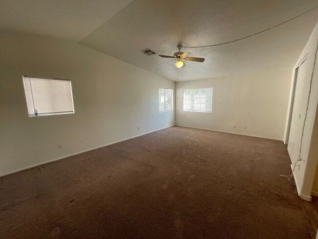 Building Photo - First Show: The first open showing is on 1/14 at 3PM. Please be prompt. We will be processing any...