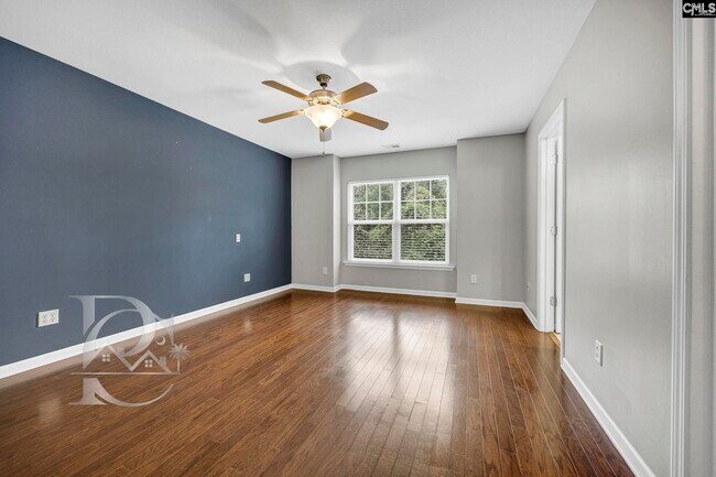 Building Photo - 328 Northwood St