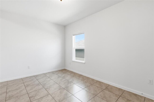 Building Photo - 7121 Ranchito Dr