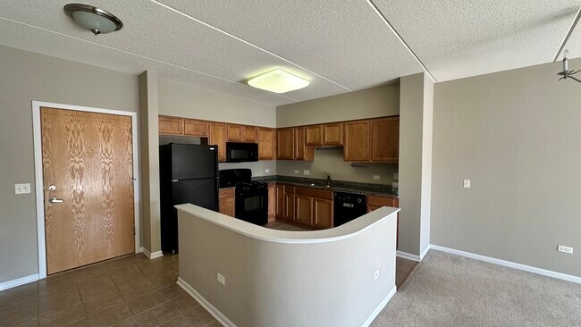 Building Photo - 3501 Wellington Ct