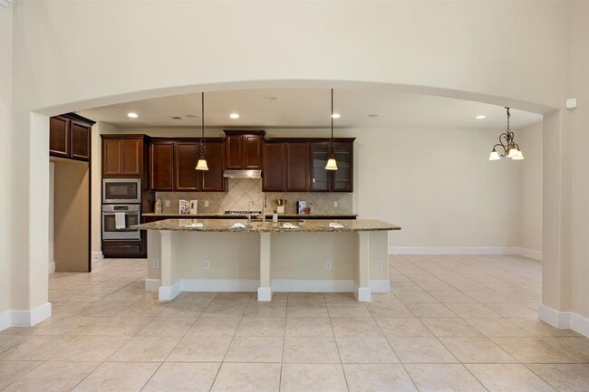Building Photo - 5822 Crawford Hill Ln