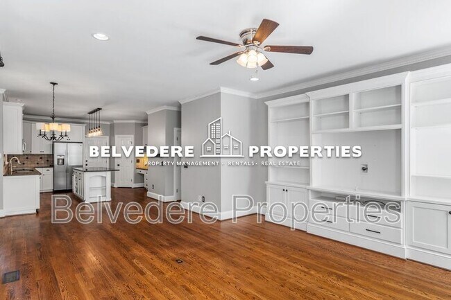 Building Photo - 1403 Regents Park Ln