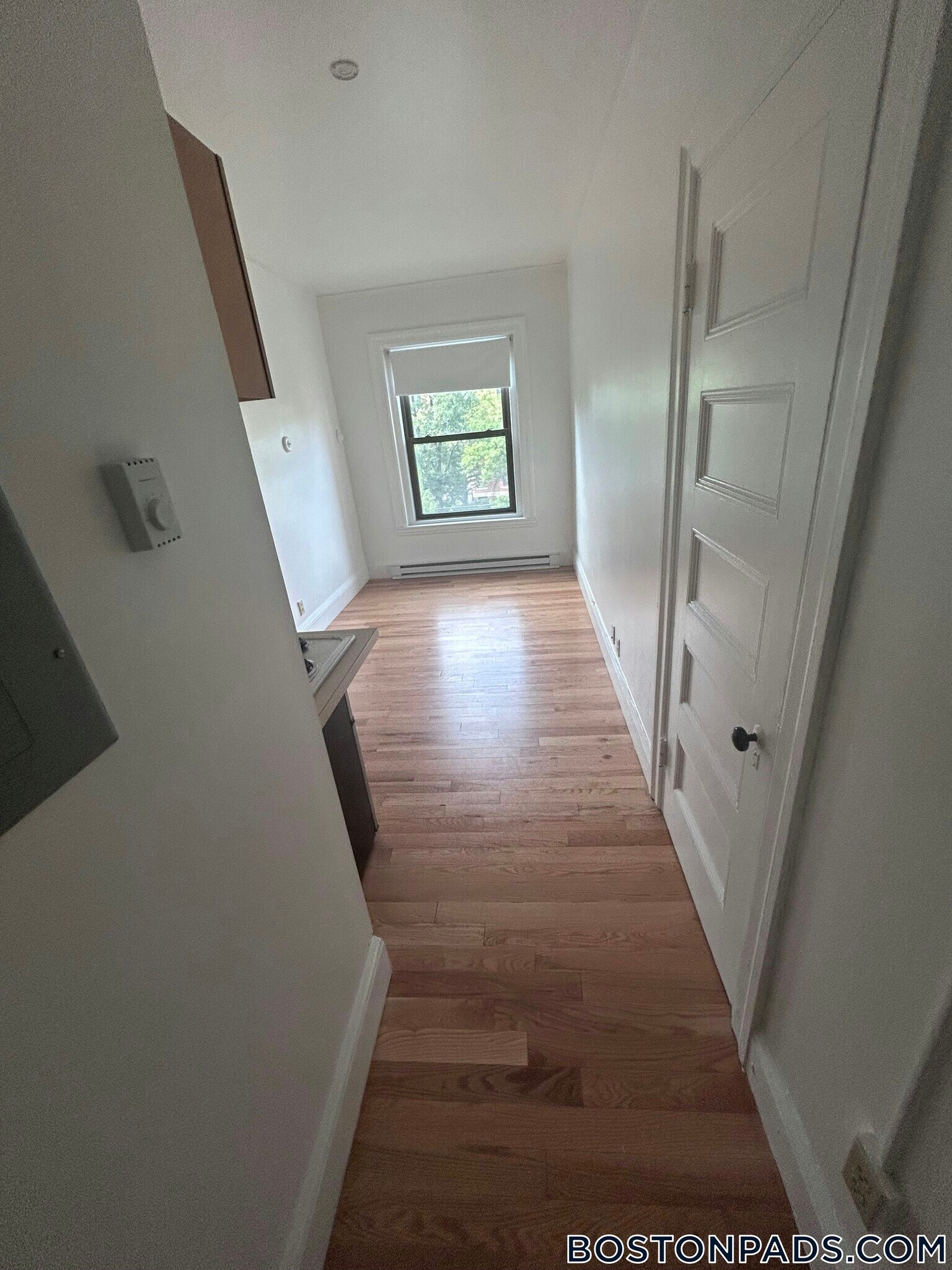 Building Photo - 1061 Beacon St