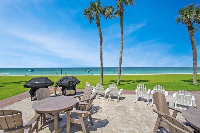 Building Photo - 1050 Longboat Club Rd