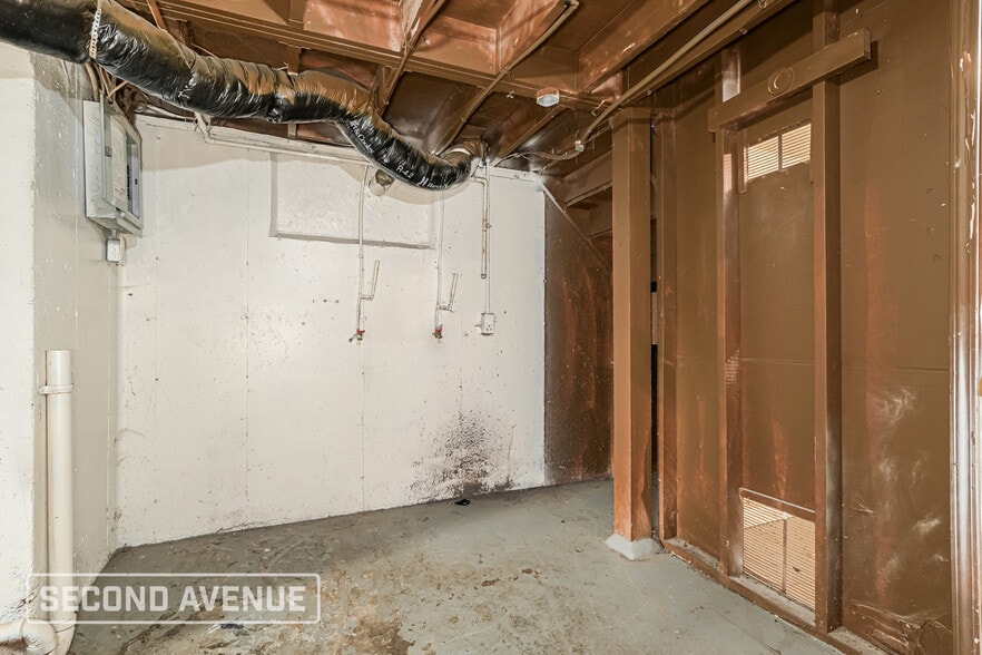 Building Photo - 232 Mc Alpine Dr