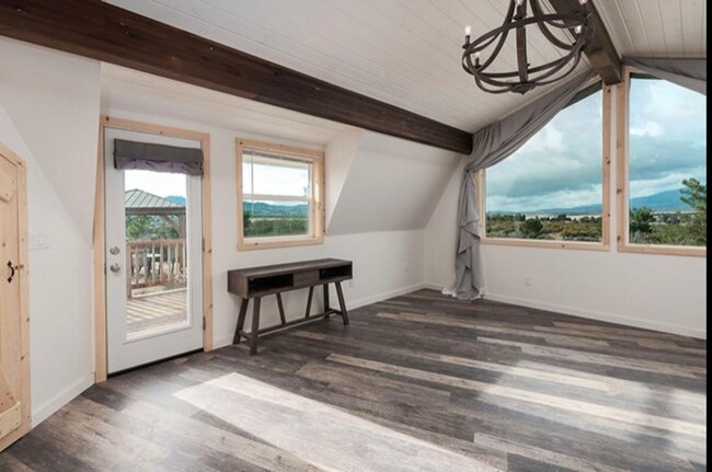 Building Photo - 53596 Kgkj Ranch Rd