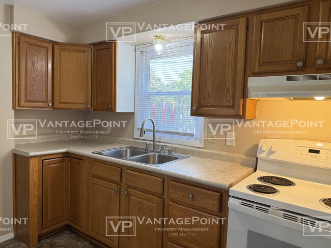 Building Photo - 2117 Carstensen Ln