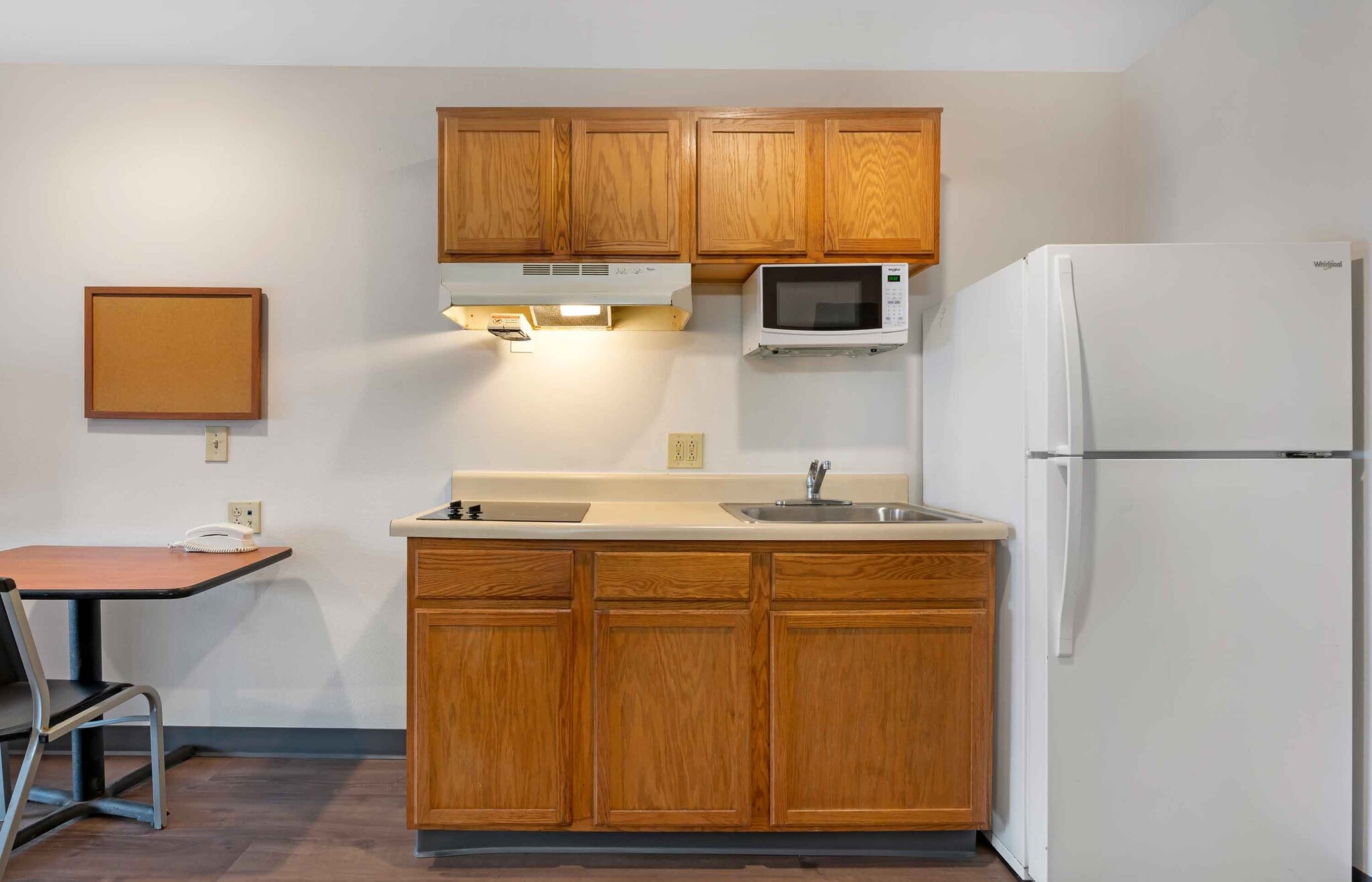 Building Photo - Furnished Studio-Cincinnati - Sharonville