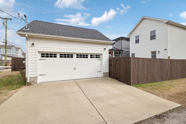 Building Photo - Single-family home for rent in The Nations