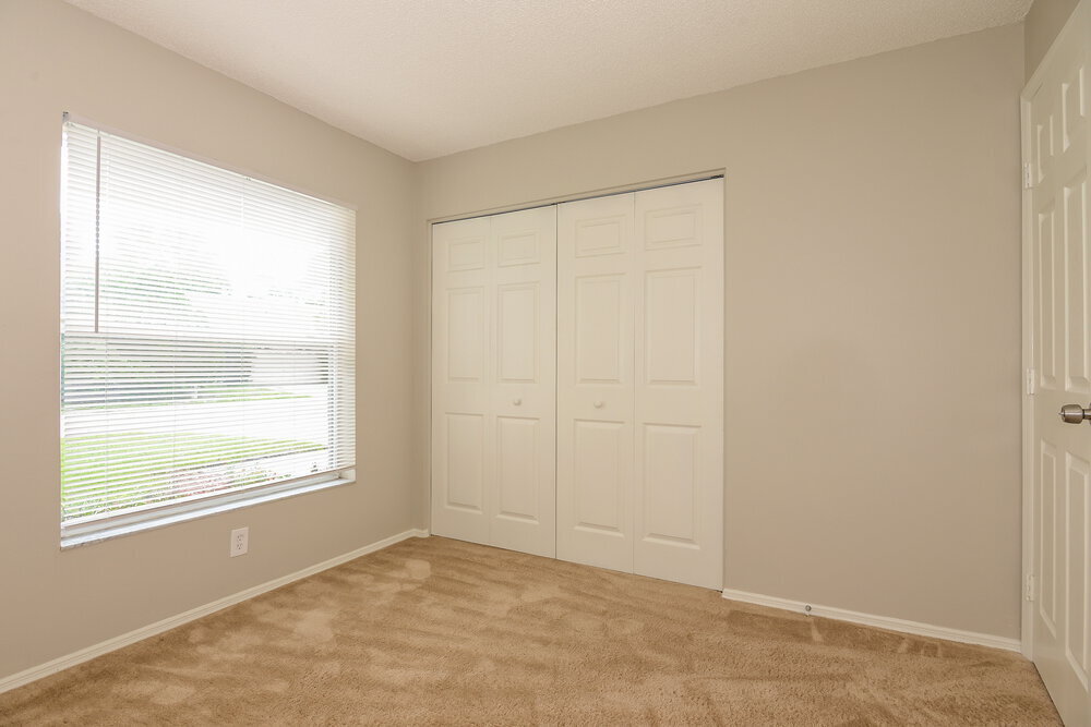 Building Photo - 10935 Livingston Dr