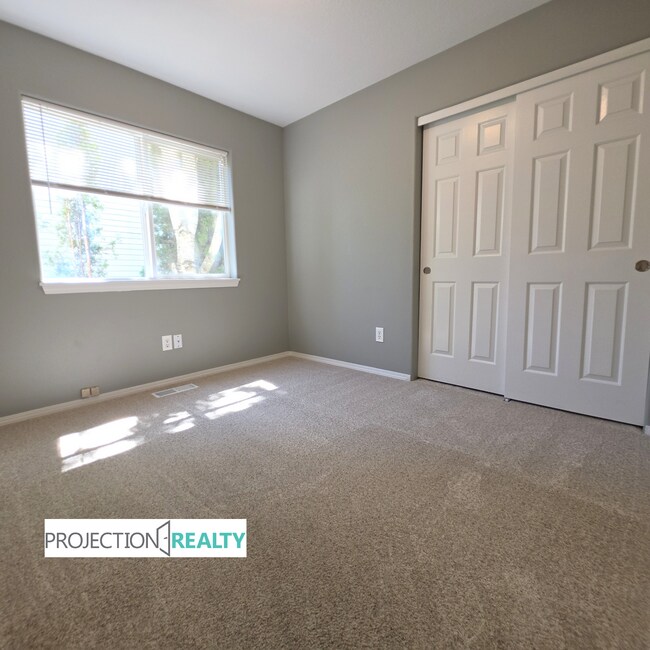 Building Photo - 15239 NW Moresby Ct