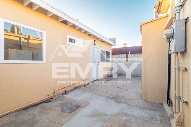 Building Photo - 11900 Firestone Blvd