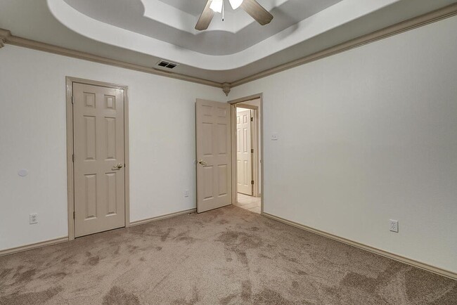 Building Photo - 4249 Rapids Dr