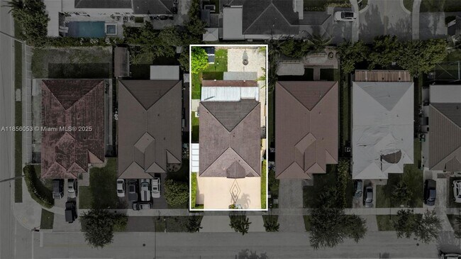 Building Photo - 18348 SW 139th Pl