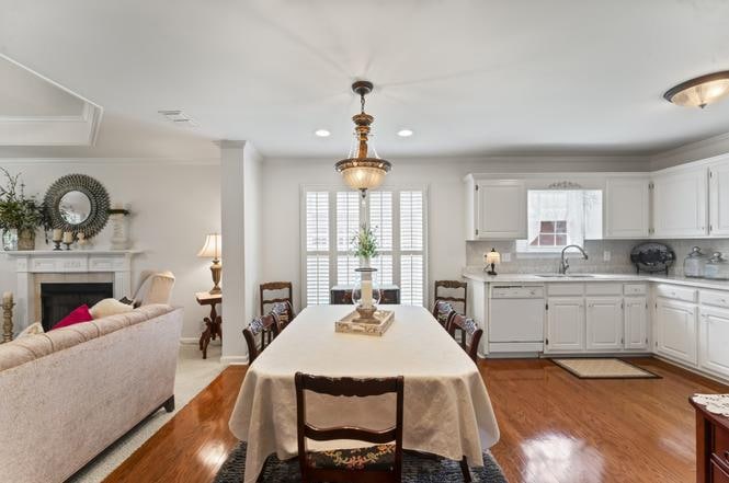 Building Photo - 2808 Stonehedge Dr