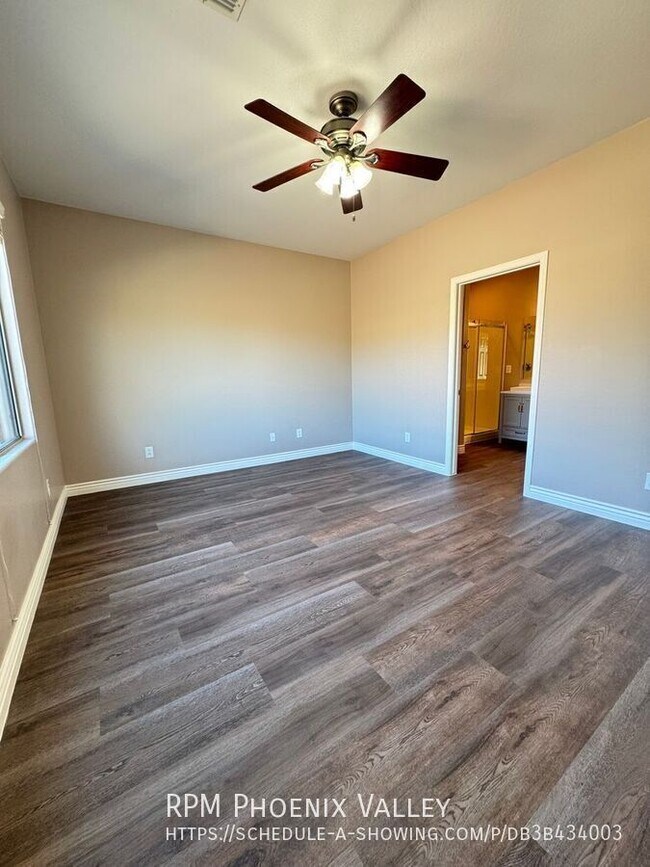 Building Photo - 1742 W Owens Way