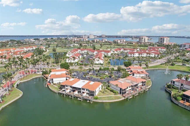 Building Photo - 6277 Bahia Del Mar Blvd S