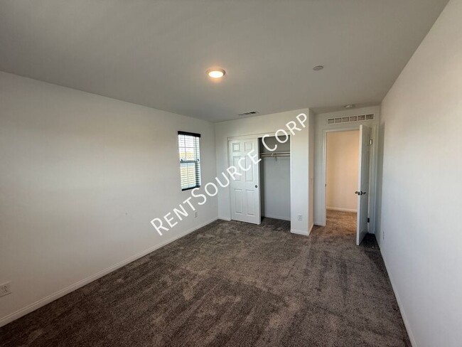 Building Photo - 6030 W Ave J 9