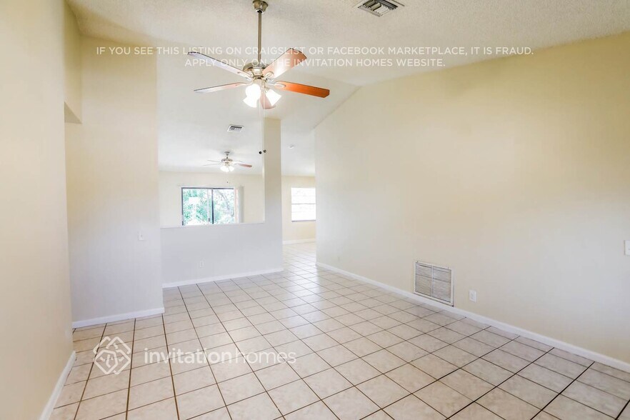 Building Photo - 4900 NW 92nd Ave