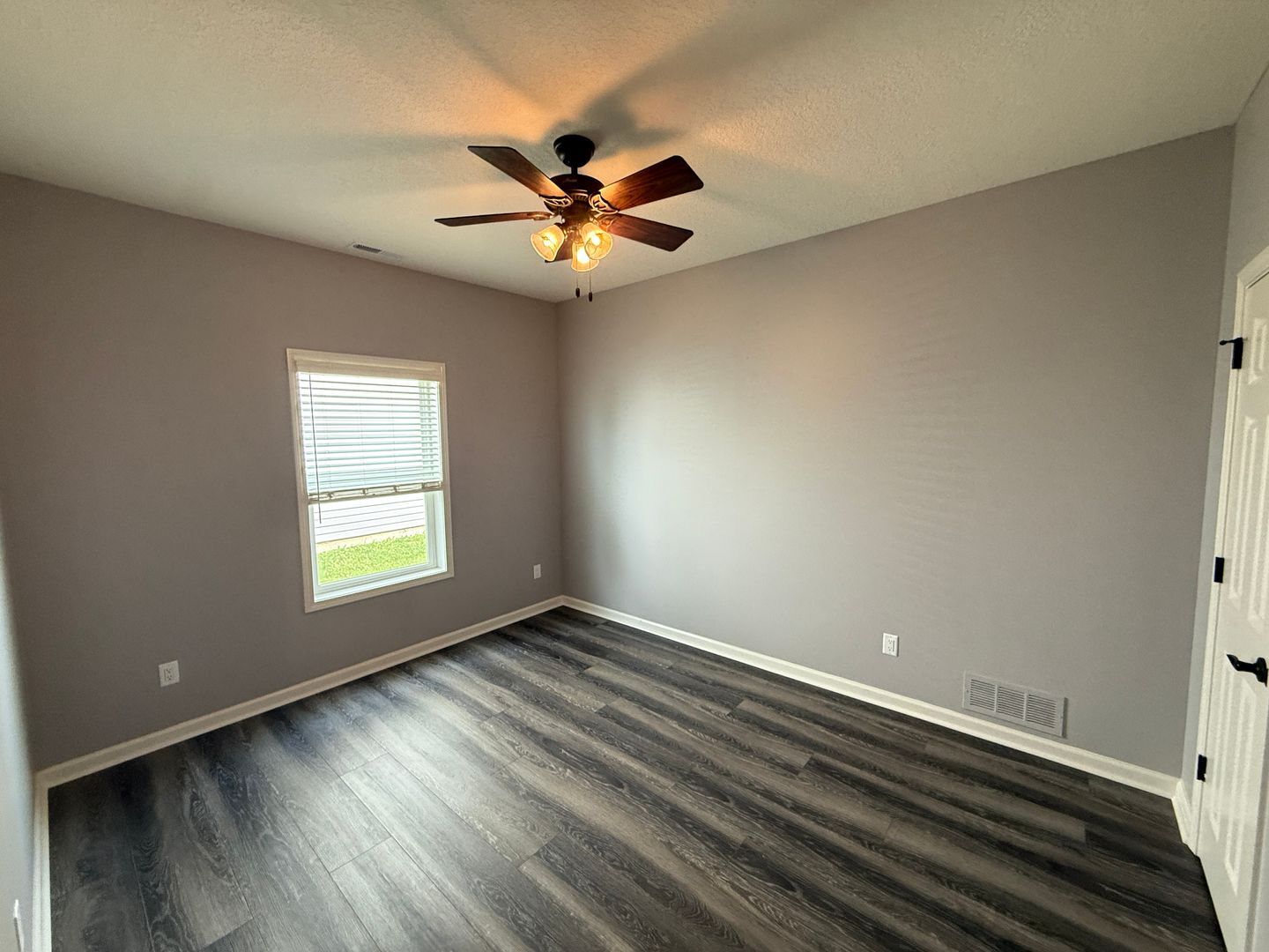 Building Photo - 6015 Melan Cove