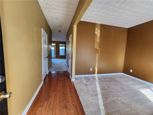 Building Photo - 4031 Hill Station Ct