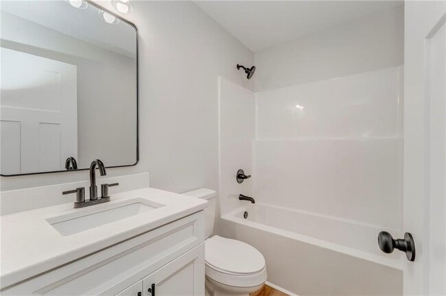 Building Photo - 22 Earls Way