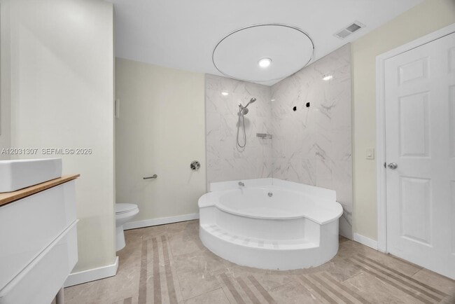 Building Photo - 6323 SW 116th Pl