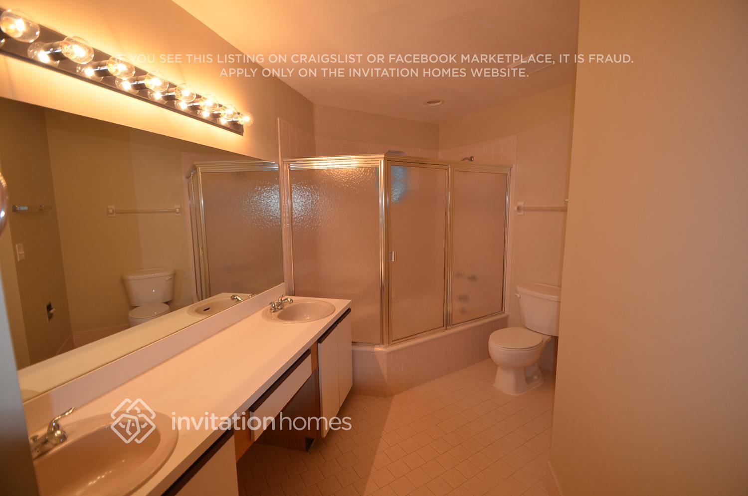Building Photo - 2990 Myrtle Oak Cir