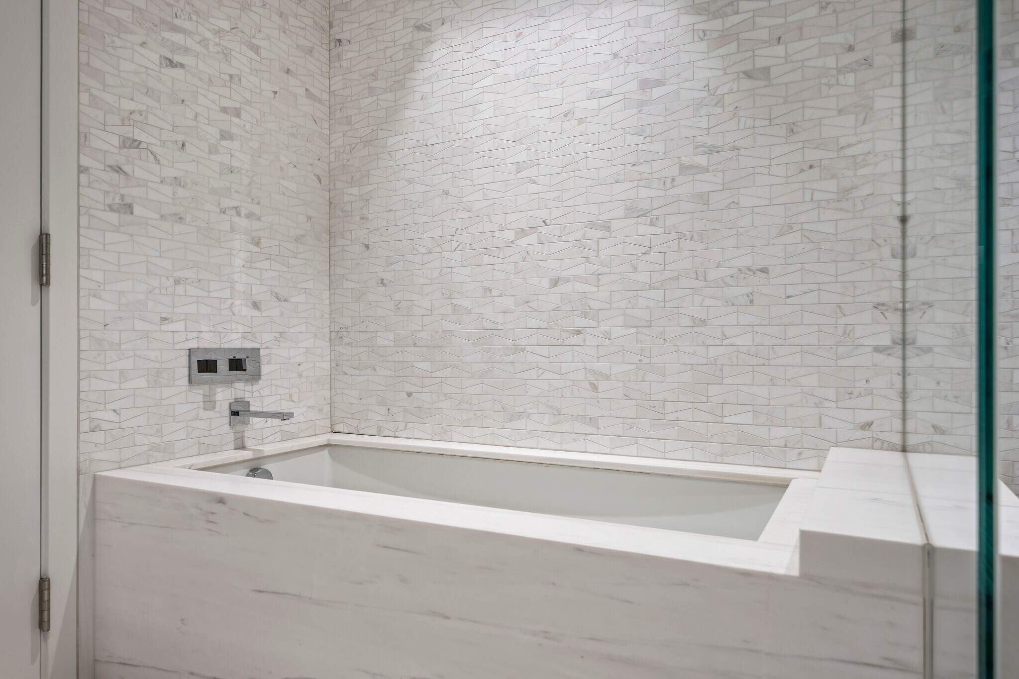 Building Photo - 888 W E St