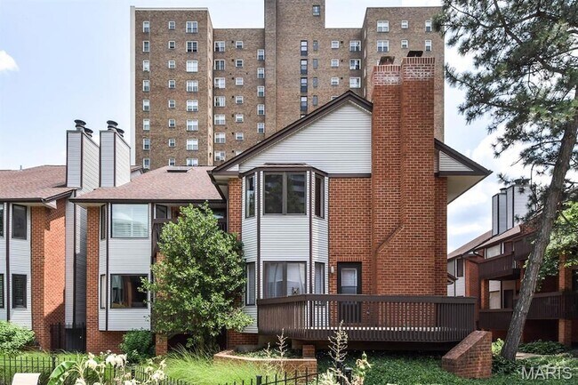 Building Photo - 4444 Lindell Blvd