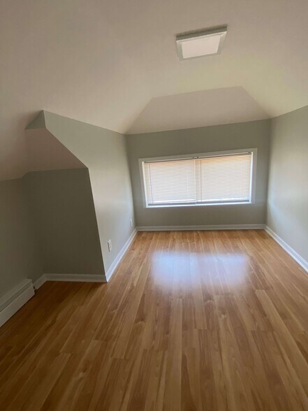Building Photo - 7659 W Sunset Dr