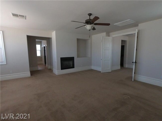 Building Photo - 496 Via Palermo Dr