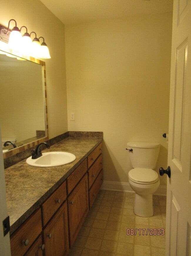 Building Photo - 4690 Great Oak Cir