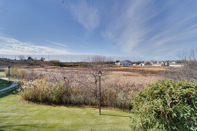 Building Photo - 1231 Silverstone Dr