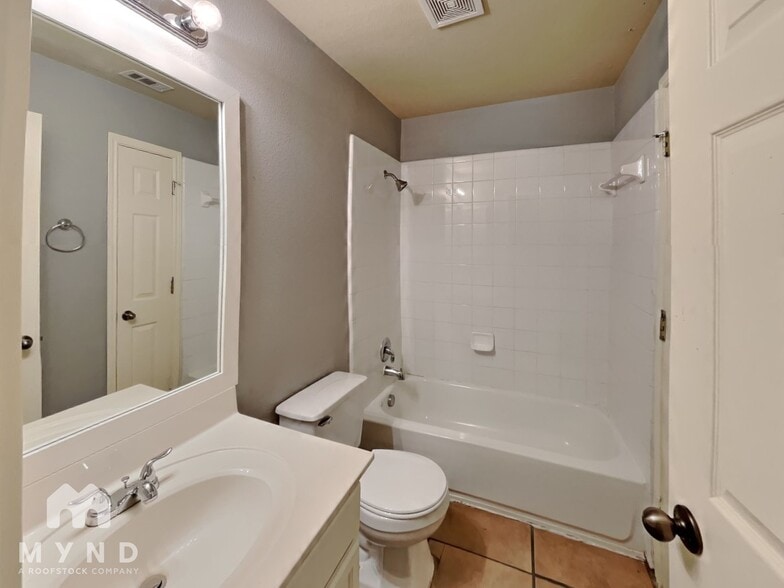 Building Photo - 8606 Eagle Peak