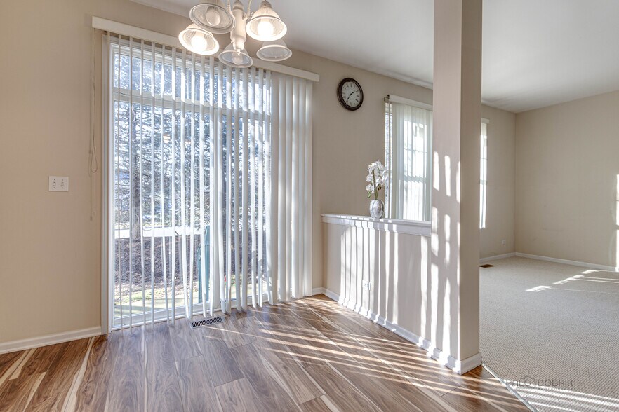 Building Photo - 348 Pine Lake Cir