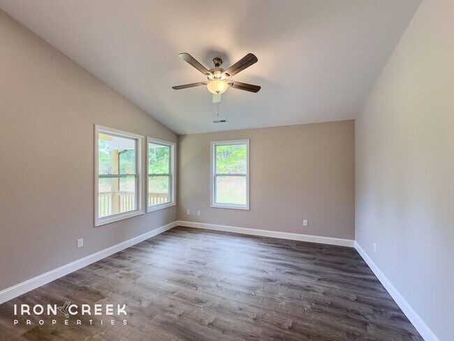 Building Photo - Beautiful New Construction Two-Bedroom in ...