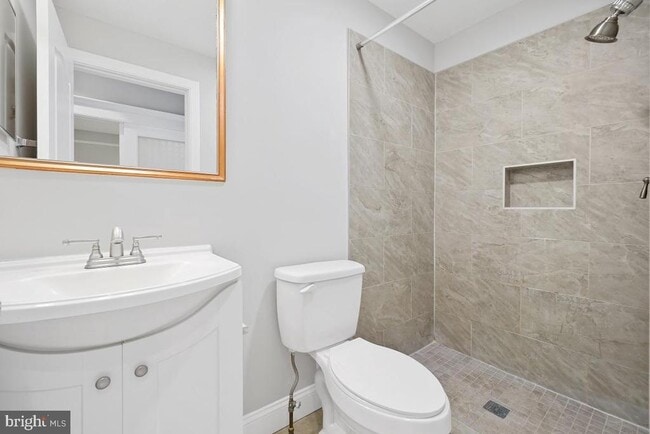 Building Photo - 249 11th St SE