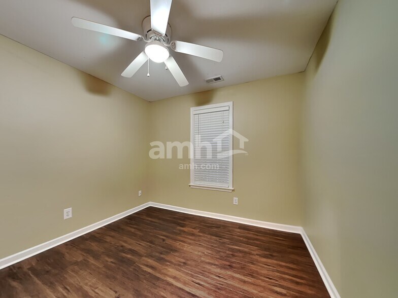 Building Photo - 3812 Lodgepole Ln