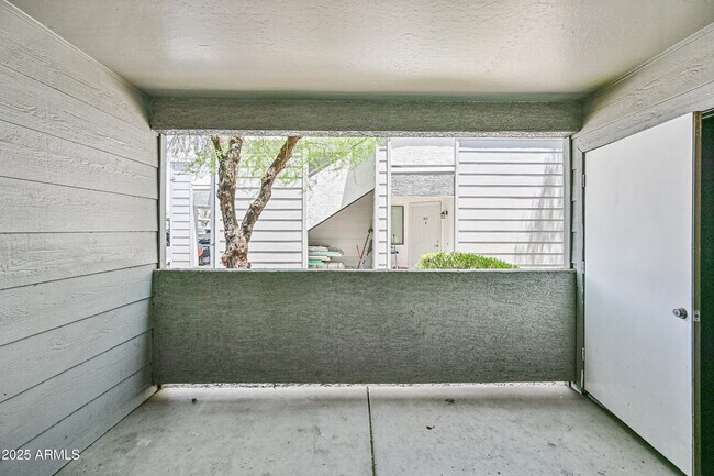 Building Photo - 3065 N 67th Ave
