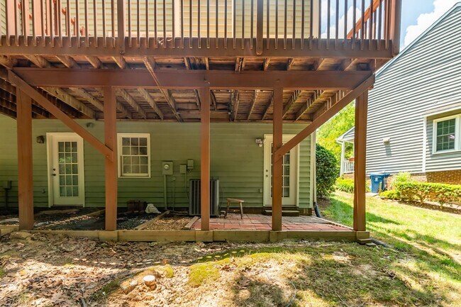 Building Photo - 128 Shady Spring Pl
