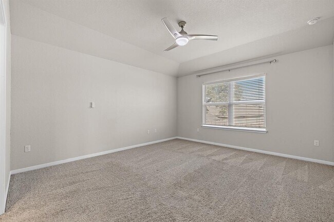 Building Photo - 149 Feather Grass Ave