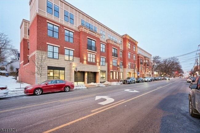 Building Photo - 1722 Springfield Ave