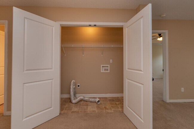 Building Photo - $1,150 - 2 Bed/2 Bath house in Harlem, with all appliances!