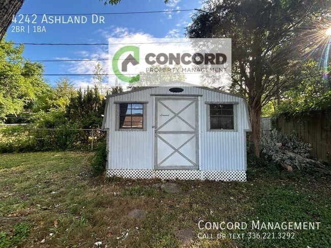 Building Photo - 4242 Ashland Dr