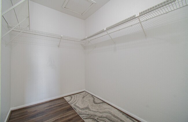 Building Photo - 10101 S Gessner Rd