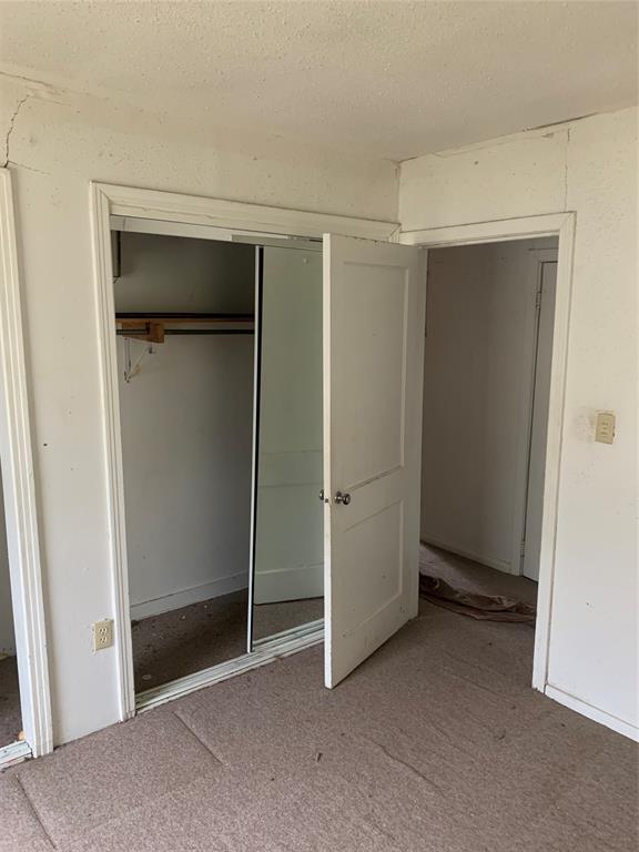 Building Photo - 4909 Higgins St