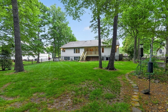 Building Photo - 8928 Cottongrass St