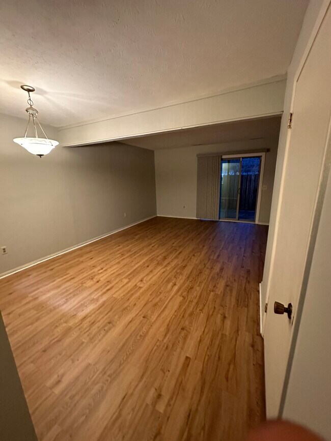 Building Photo - 6570 Santa Cruz Pl